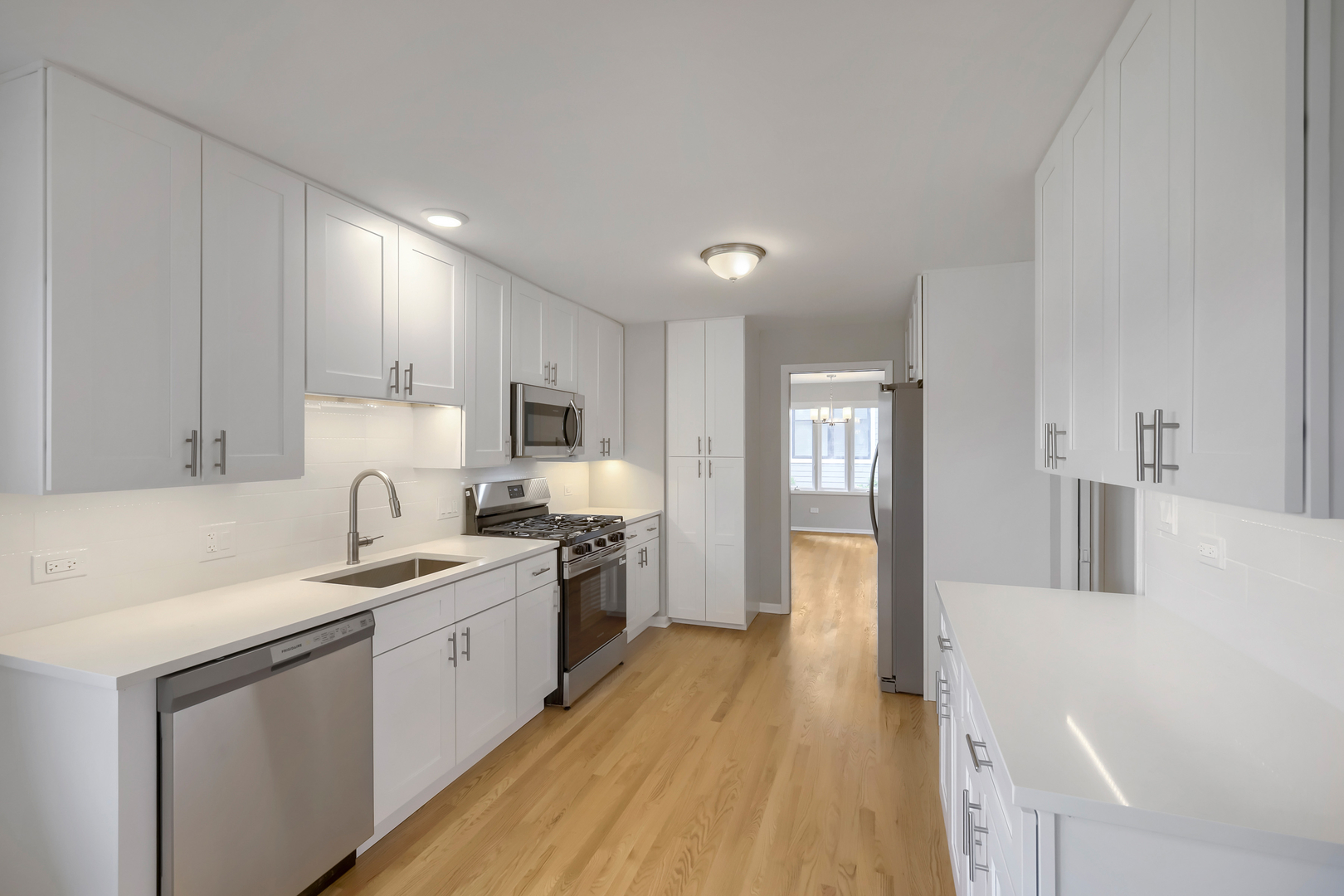 1305 E Ardyce Lane