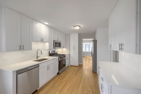 Tiny photo for 1305 E Ardyce Lane, Mount Prospect, IL 60056 (MLS # 12641053)