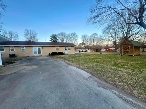 Tiny photo for 5 Sturgis Circle, Metropolis, IL 62960 (MLS # 100000082)