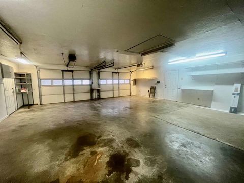 Tiny photo for 5 Sturgis Circle, Metropolis, IL 62960 (MLS # 100000082)