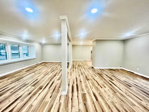 Tiny photo for 5 Sturgis Circle, Metropolis, IL 62960 (MLS # 100000082)