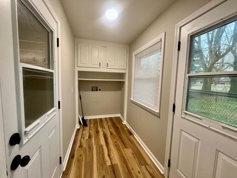 Tiny photo for 5 Sturgis Circle, Metropolis, IL 62960 (MLS # 100000082)