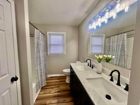 Tiny photo for 5 Sturgis Circle, Metropolis, IL 62960 (MLS # 100000082)