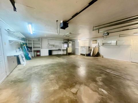 Tiny photo for 5 Sturgis Circle, Metropolis, IL 62960 (MLS # 100000082)