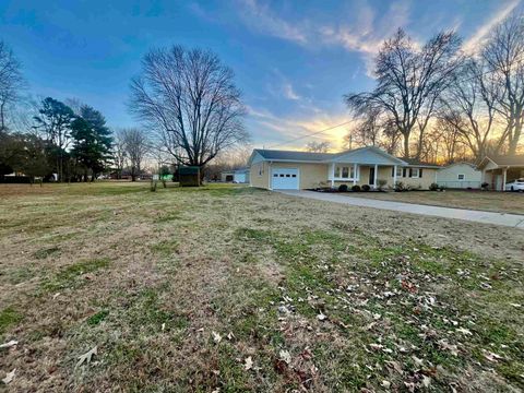 Tiny photo for 5 Sturgis Circle, Metropolis, IL 62960 (MLS # 100000082)