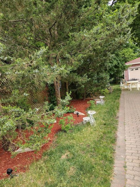 Tiny photo for 2176 N Westmoreland Drive, Palatine, IL 60074 (MLS # 12585938)