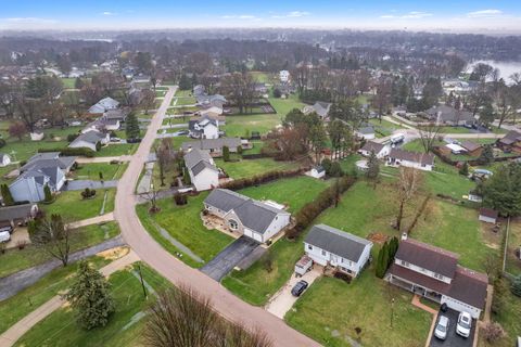 Tiny photo for 537 Erma Drive, Lake Holiday, IL 60552 (MLS # 12603202)