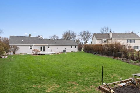 Tiny photo for 537 Erma Drive, Lake Holiday, IL 60552 (MLS # 12603202)