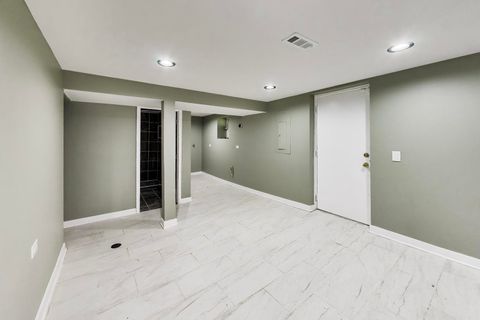 Tiny photo for 11437 S Normal Avenue, Chicago, IL 60628 (MLS # 12690420)