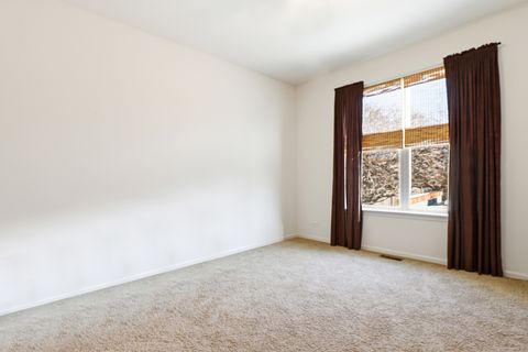 Tiny photo for 521 Litchfield Way, Oswego, IL 60543 (MLS # 12564505)