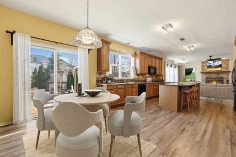 Tiny photo for 521 Litchfield Way, Oswego, IL 60543 (MLS # 12564505)