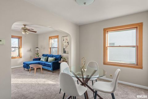 Tiny photo for 124 N ELMWOOD Avenue, Davenport, IA 52804 (MLS # QC4269714)