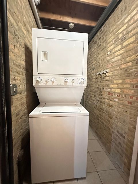Tiny photo for 4447 W Sunnyside Avenue #1, Chicago, IL 60630 (MLS # 12483999)