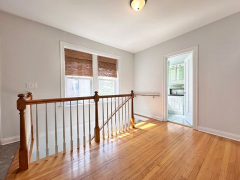Tiny photo for 4447 W Sunnyside Avenue #1, Chicago, IL 60630 (MLS # 12483999)