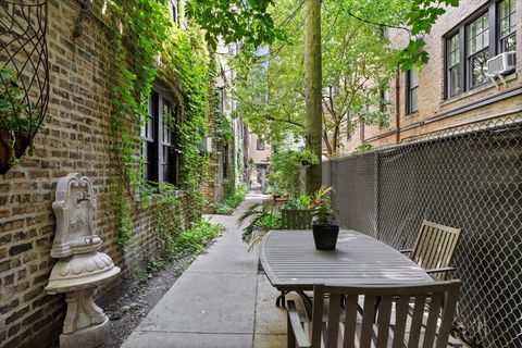 Tiny photo for 703 W Buena Avenue #A, Chicago, IL 60613 (MLS # 12473441)