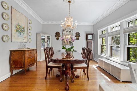 Tiny photo for 703 W Buena Avenue #A, Chicago, IL 60613 (MLS # 12473441)