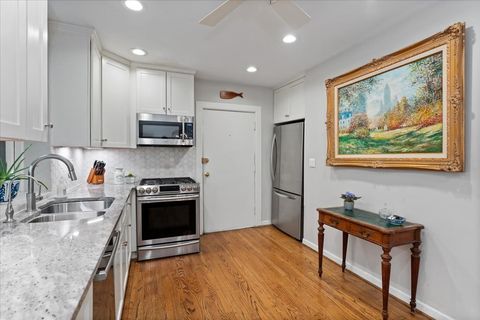 Tiny photo for 703 W Buena Avenue #A, Chicago, IL 60613 (MLS # 12473441)