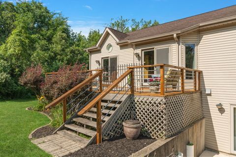 Tiny photo for 21211 Lisa Lane, Steger, IL 60475 (MLS # 12484392)