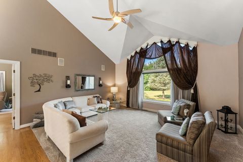 Tiny photo for 21211 Lisa Lane, Steger, IL 60475 (MLS # 12484392)