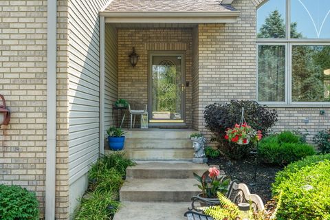 Tiny photo for 21211 Lisa Lane, Steger, IL 60475 (MLS # 12484392)