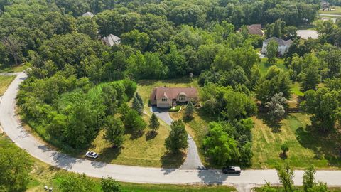 Tiny photo for 21211 Lisa Lane, Steger, IL 60475 (MLS # 12484392)