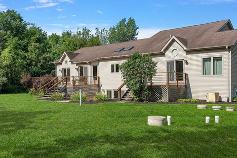 Tiny photo for 21211 Lisa Lane, Steger, IL 60475 (MLS # 12484392)