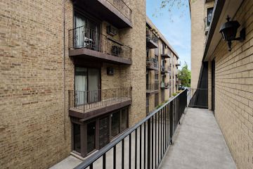 6229 N Niagara Avenue 209