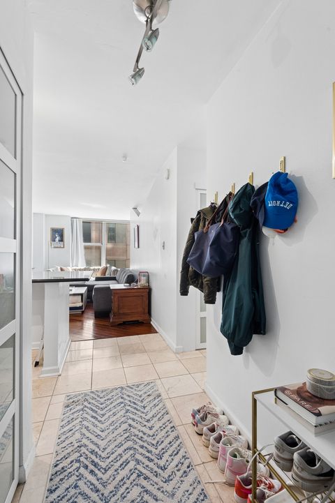 Tiny photo for 777 N Michigan Avenue #2504, Chicago, IL 60611 (MLS # 12642567)