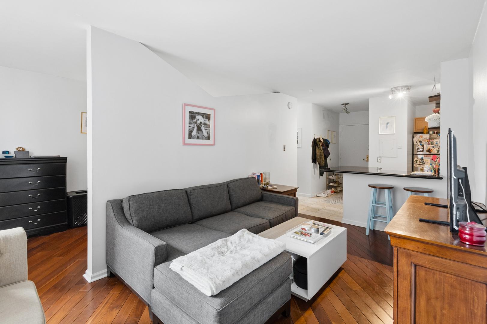 777 N Michigan Avenue 2504
