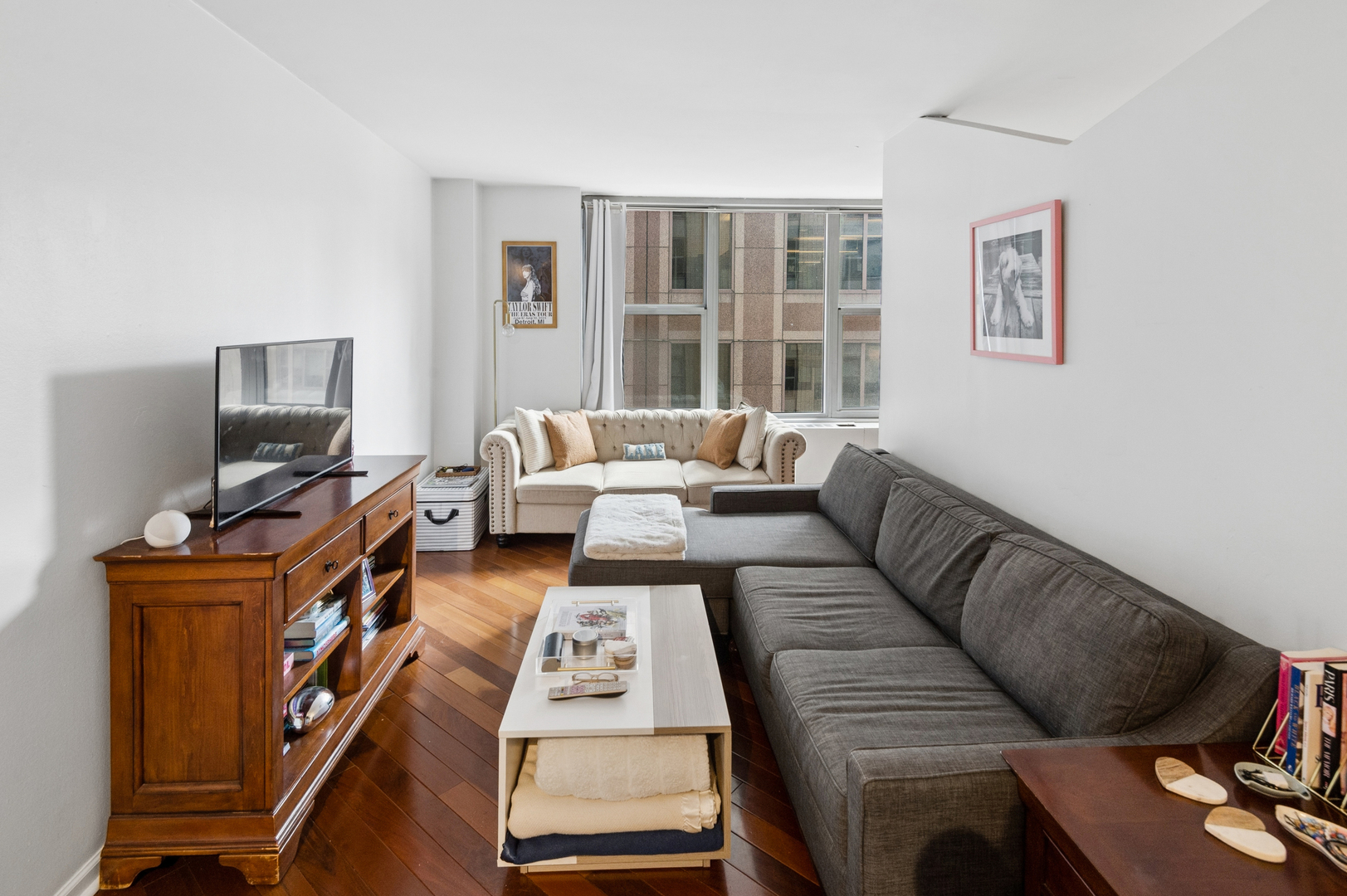 777 N Michigan Avenue 2504