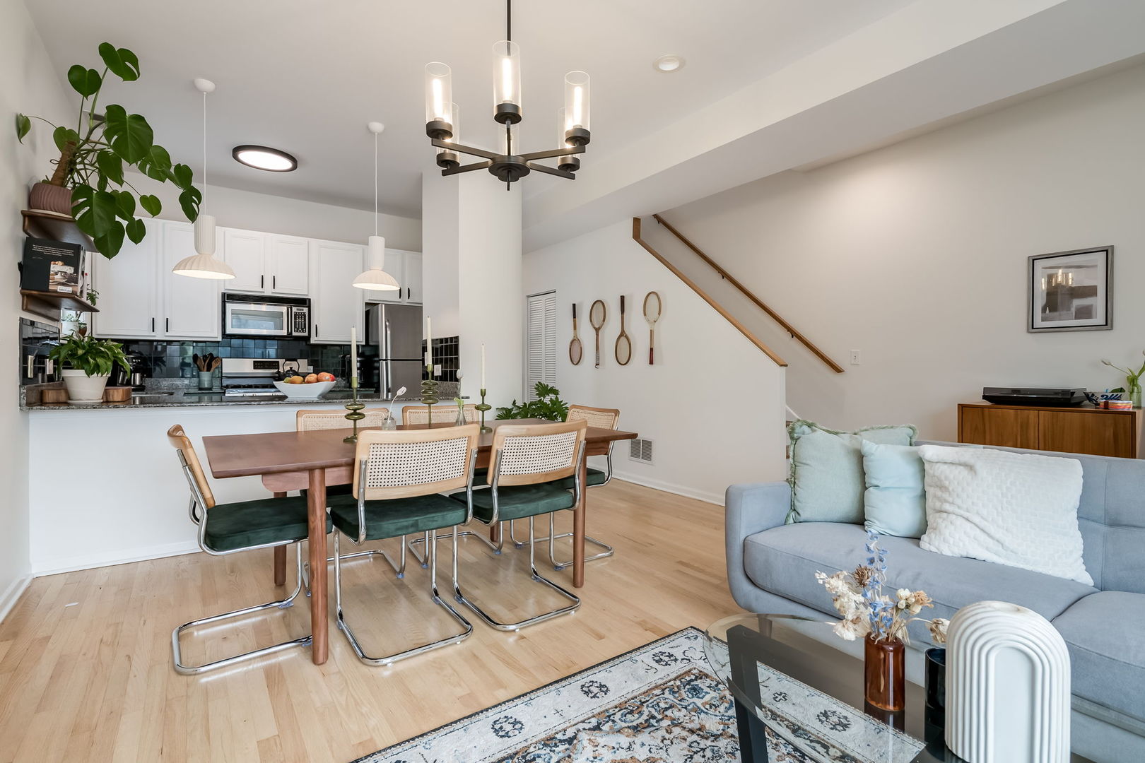 2849 N Damen Avenue 3