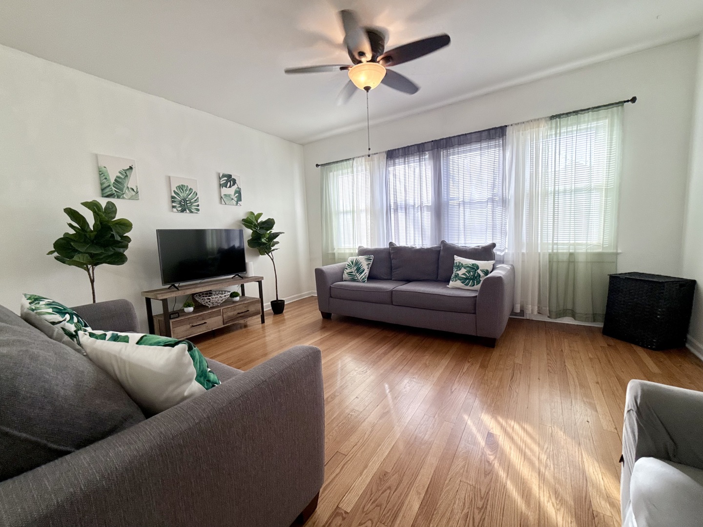 2849 N Kostner Avenue