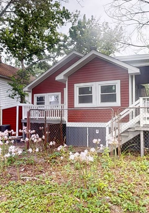 Tiny photo for 27849 W Lake Shore Drive, Spring Grove, IL 60081 (MLS # 12510771)