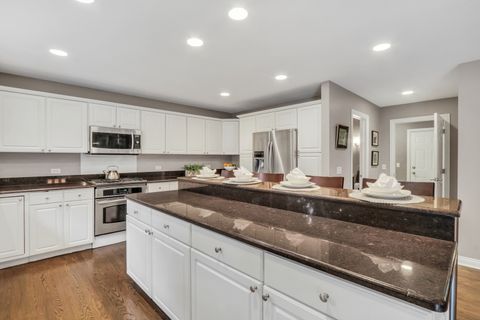Tiny photo for 7509 Bittersweet Drive, Gurnee, IL 60031 (MLS # 12416241)