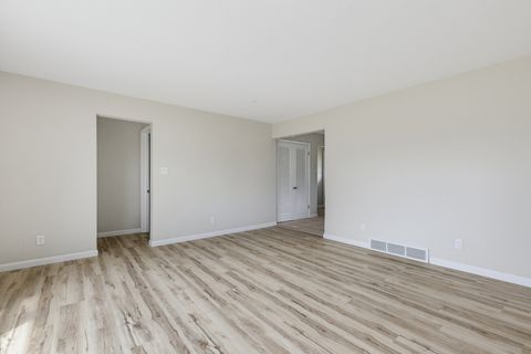 Tiny photo for 307 33rd Avenue, East Moline, IL 61244 (MLS # 12689036)