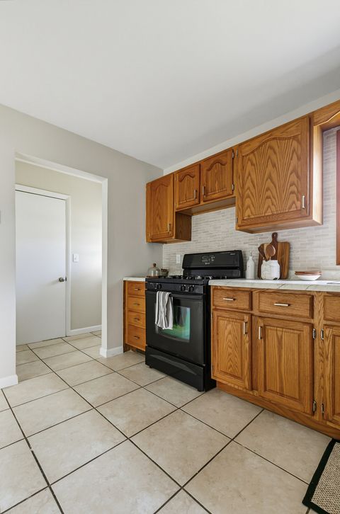 Tiny photo for 307 33rd Avenue, East Moline, IL 61244 (MLS # 12689036)