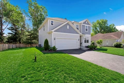 Tiny photo for 2220 Walnut Glen Boulevard, Island Lake, IL 60042 (MLS # 12665025)