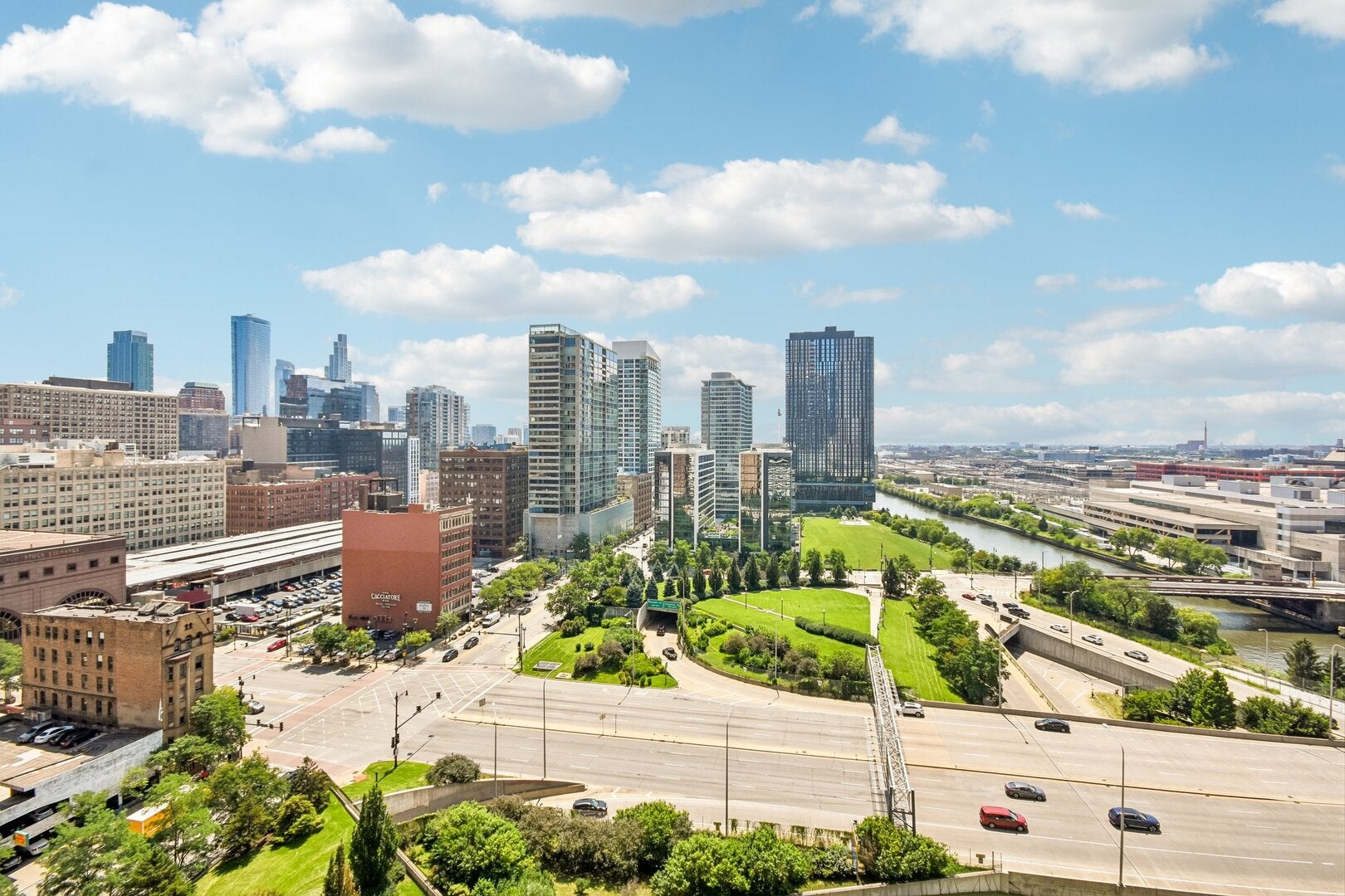235 W Van Buren Street 1807