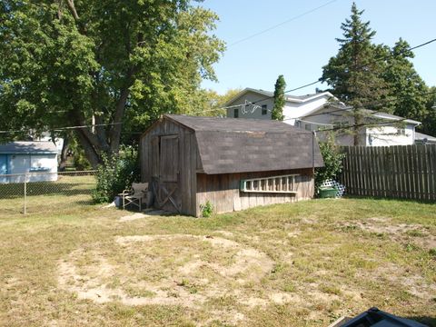 A home in Lindenhurst