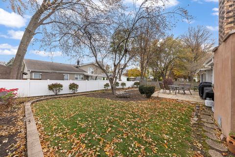 Tiny photo for Bloomingdale, IL 60108 (MLS # 12518114)
