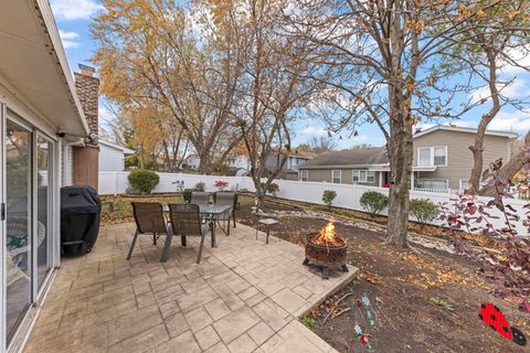 Tiny photo for Bloomingdale, IL 60108 (MLS # 12518114)