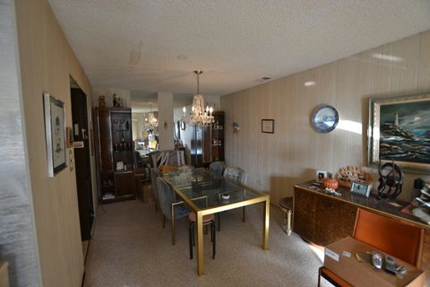 Tiny photo for 9620 S Komensky Avenue #305, Oak Lawn, IL 60453 (MLS # 12500314)