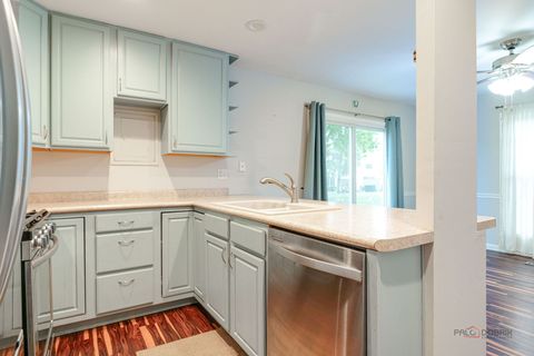 Tiny photo for 1100 Oak Valley Drive #1100, Cary, IL 60013 (MLS # 12493859)