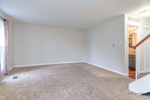Tiny photo for 1100 Oak Valley Drive #1100, Cary, IL 60013 (MLS # 12493859)