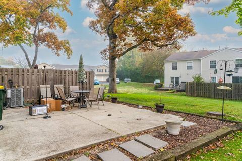 Tiny photo for 1100 Oak Valley Drive #1100, Cary, IL 60013 (MLS # 12493859)