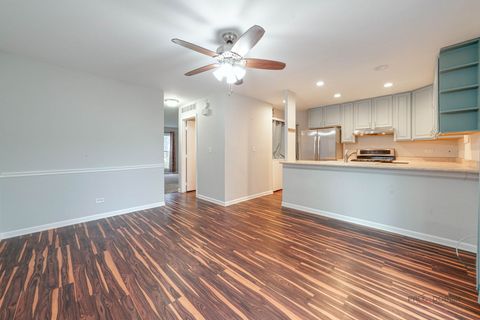 Tiny photo for 1100 Oak Valley Drive #1100, Cary, IL 60013 (MLS # 12493859)