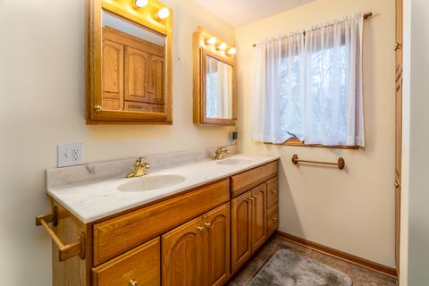 Tiny photo for 88 Dakota Road, Carbondale, IL 62902 (MLS # 12549315)