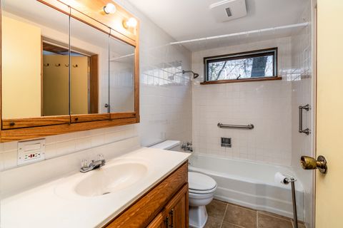 Tiny photo for 88 Dakota Road, Carbondale, IL 62902 (MLS # 12549315)