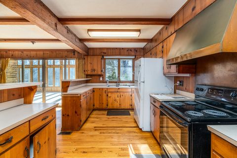 Tiny photo for 88 Dakota Road, Carbondale, IL 62902 (MLS # 12549315)