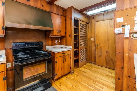 Tiny photo for 88 Dakota Road, Carbondale, IL 62902 (MLS # 12549315)